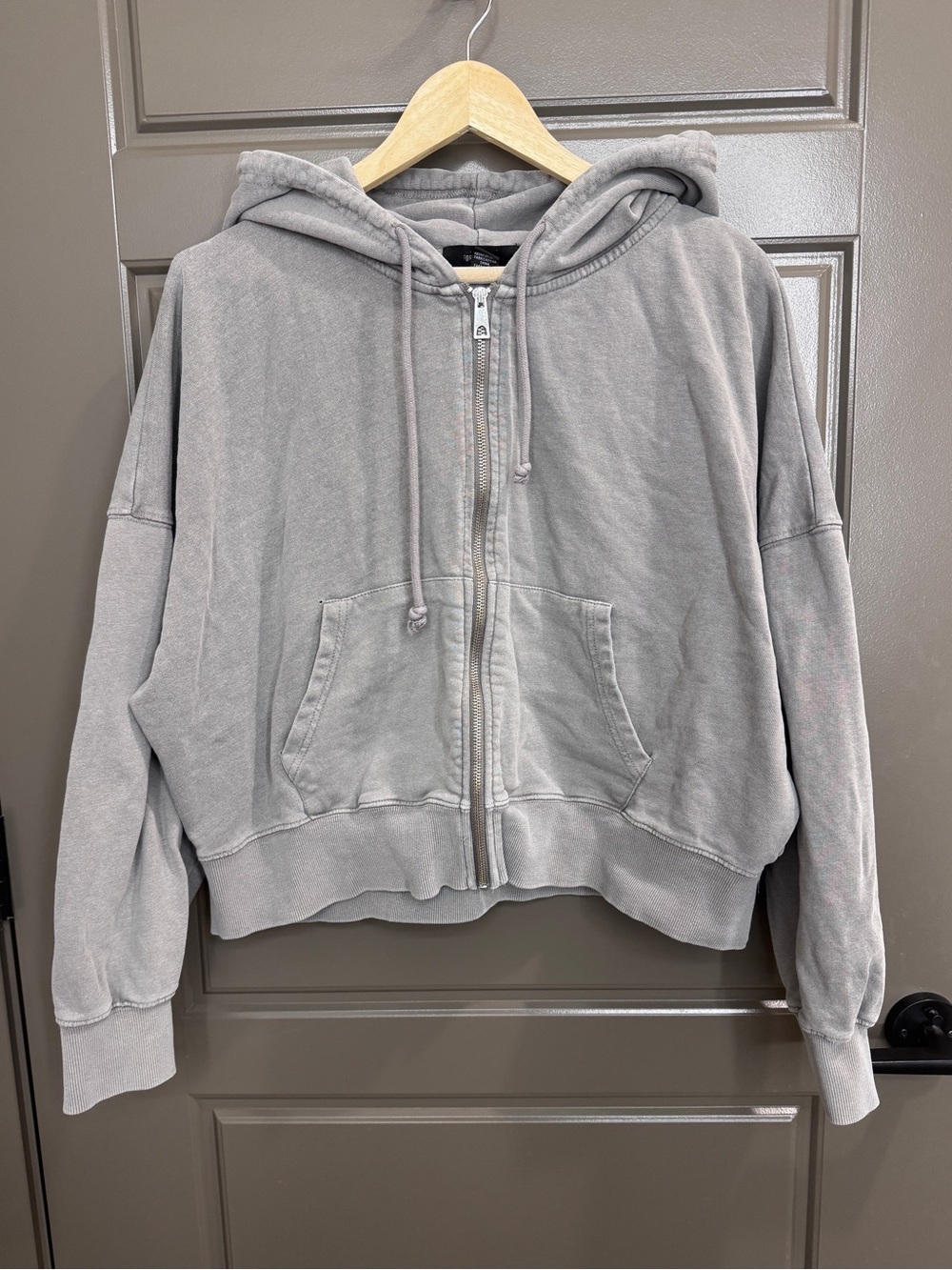 Forever 21 + Cropped Zip Up Hoodie